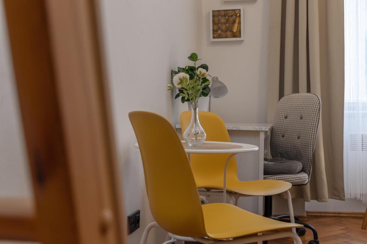 Awesome Stay Studios Прага Екстериор снимка