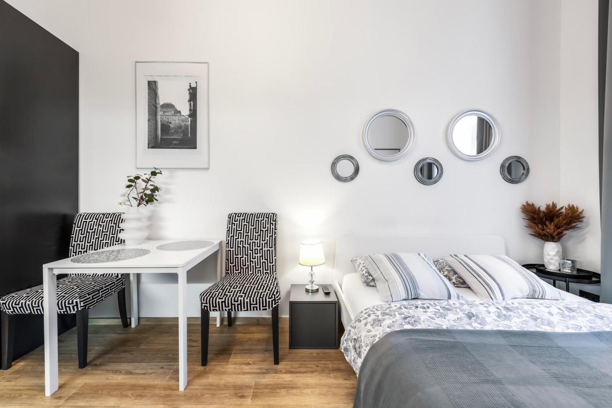 Awesome Stay Studios Прага Екстериор снимка